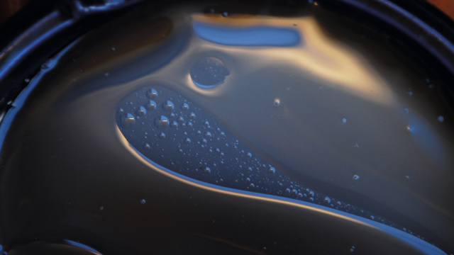 pyrolysis-oil-splash-4-640x360